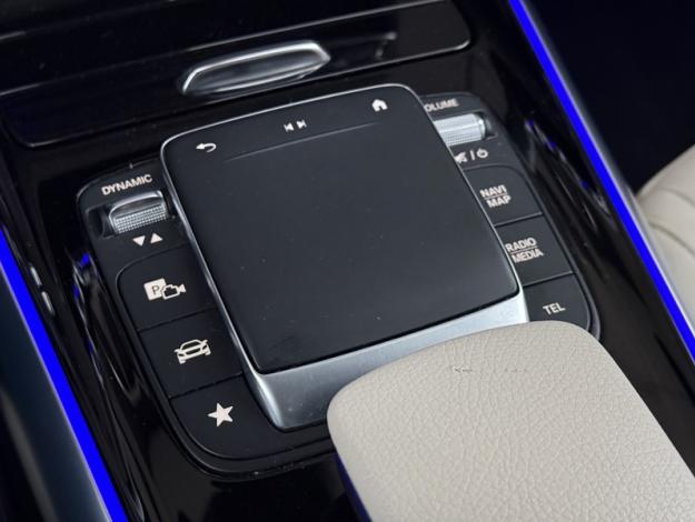 MERCEDES-BENZ GLA 250 e Progressive Line  