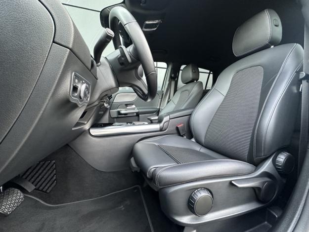 MERCEDES-BENZ GLA 250 e Progressive Line  