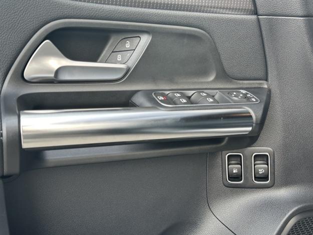 MERCEDES-BENZ GLA 250 e Progressive Line  