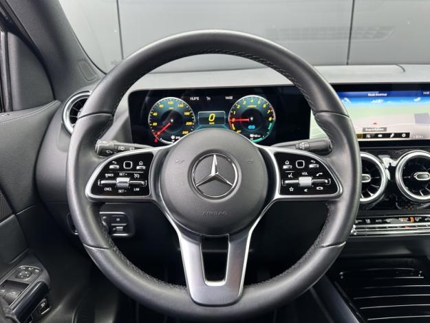 MERCEDES-BENZ GLA 250 e Progressive Line  