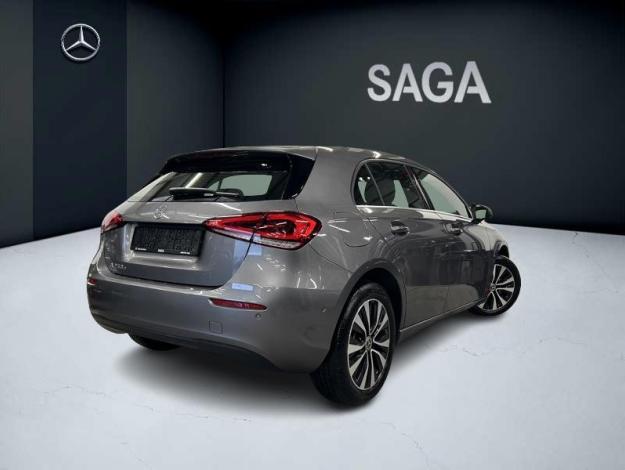 MERCEDES-BENZ A 250 e Business Line LED  