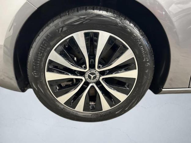 MERCEDES-BENZ A 250 e Business Line LED  
