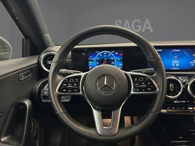 MERCEDES-BENZ A 250 e Business Line LED  