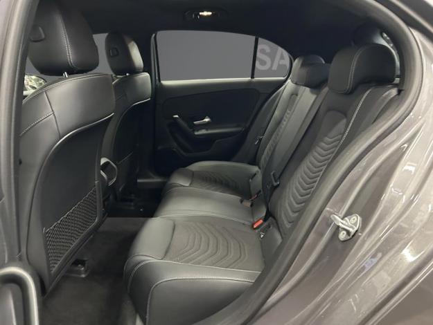 MERCEDES-BENZ A 250 e Business Line LED  