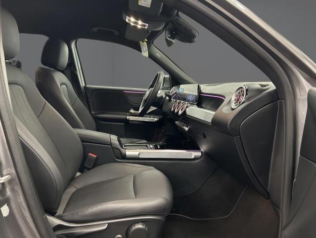 MERCEDES-BENZ GLB 180 d Luxury Line 7 places Facelift   