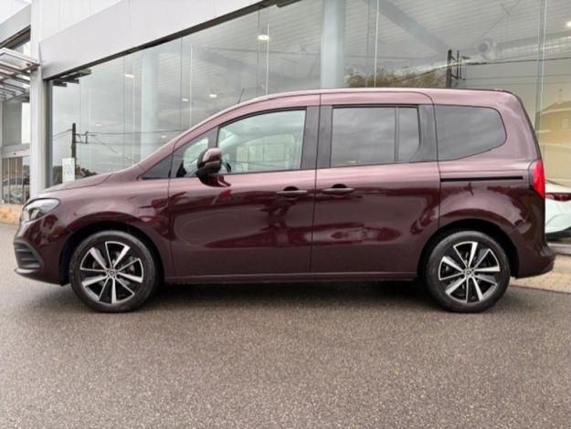 MERCEDES-BENZ Classe T 180 d Progressive Automatique Attelage  