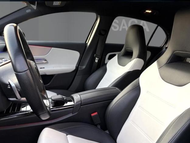 MERCEDES-BENZ A 200 AMG Line  