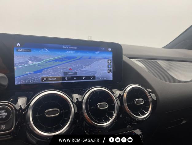 MERCEDES-BENZ GLA 200 d AMG Line  