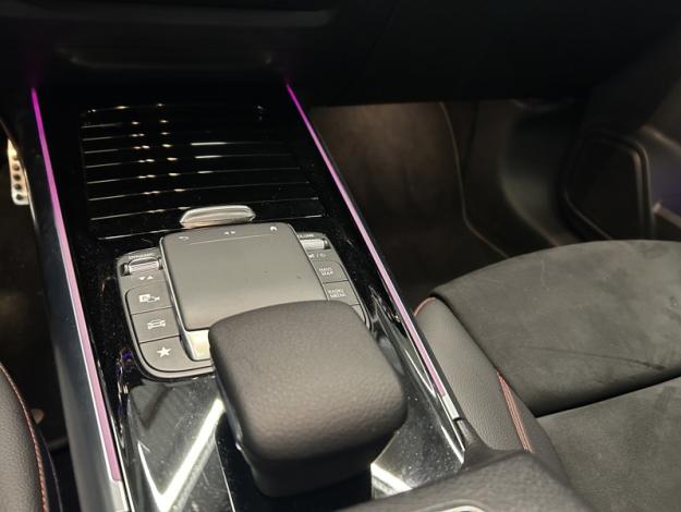 MERCEDES-BENZ EQA 250  