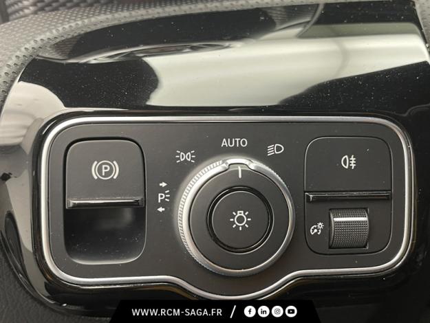 MERCEDES-BENZ CLA Shooting Brake CLA 180 Shooting Brake Progressive Line  Classe CLA SB/118 CLA 180 Shooting Brake Progressive Line