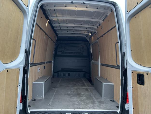 MERCEDES-BENZ Sprinter 317 CDI Fourgon L2H2 BVA  