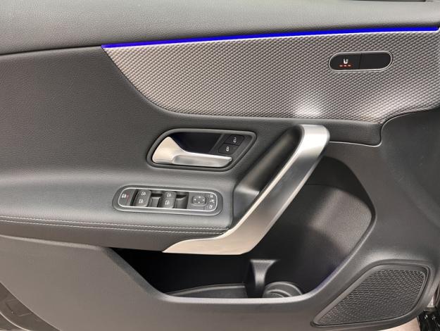 MERCEDES-BENZ Classe A 180 Progressive Line  