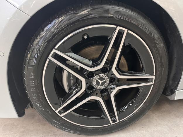 MERCEDES-BENZ Classe A 200 d AMG Line  