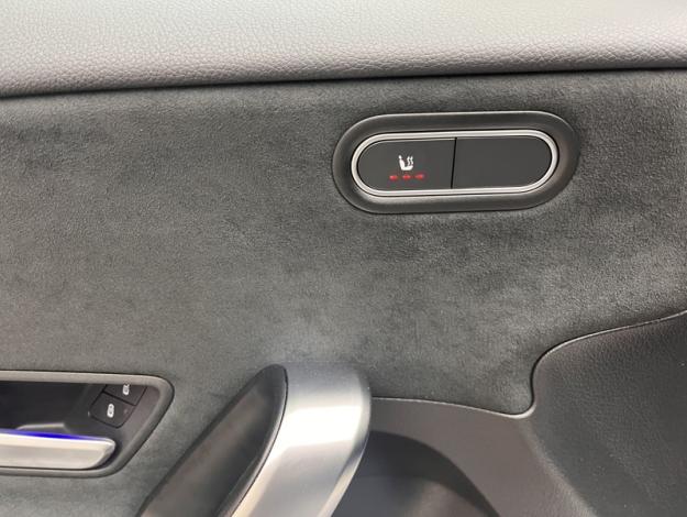 MERCEDES-BENZ Classe A 200 d AMG Line  