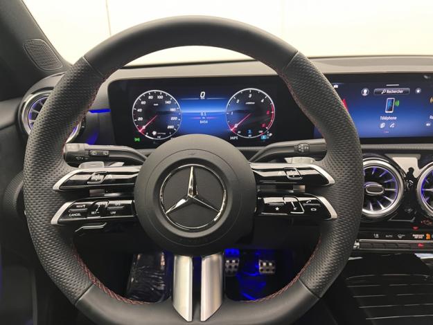 MERCEDES-BENZ Classe A 200 d AMG Line  