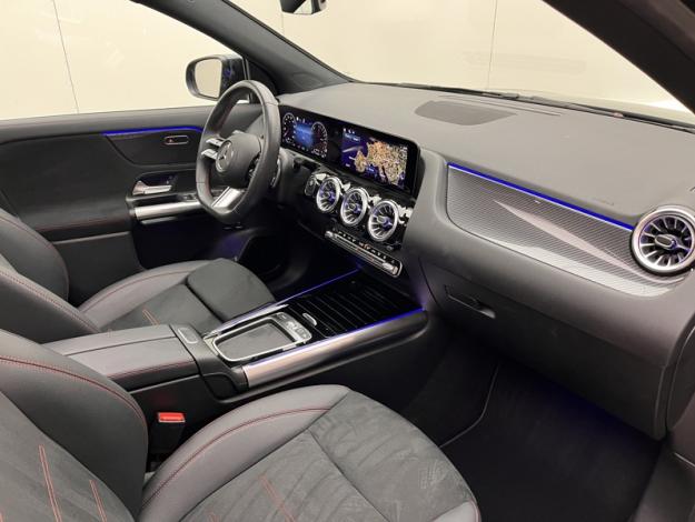 MERCEDES-BENZ GLA 250 e Hybrid EQ AMG Line  