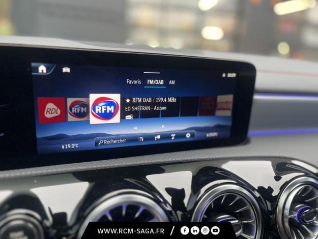 MERCEDES-BENZ CLA Coupé CLA 200 Coupé AMG Line  