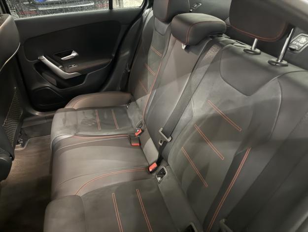 MERCEDES-BENZ Classe A 180 d Berline AMG Line  