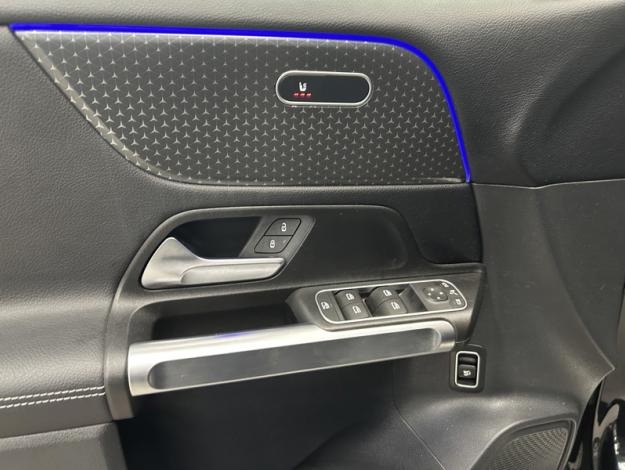 MERCEDES-BENZ GLB 180 d Luxury Line 7 PLACES 