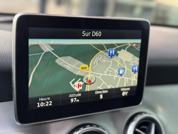 MERCEDES-BENZ GLA 220 d 4MATIC Fascination  