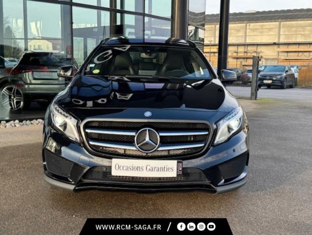 MERCEDES-BENZ GLA 220 d 4MATIC Fascination  