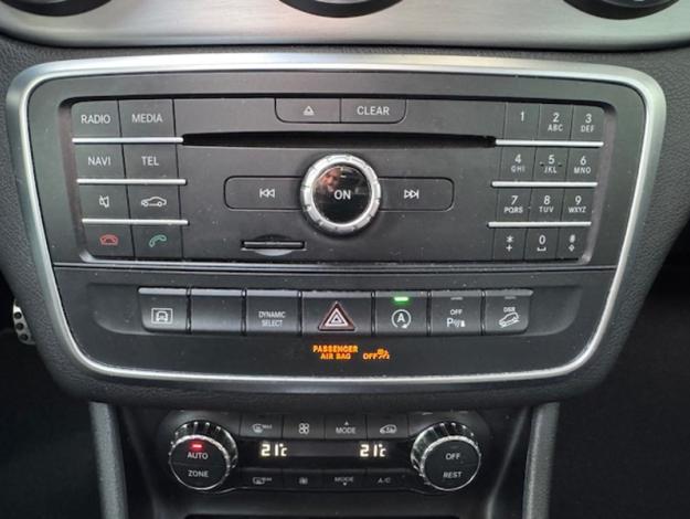 MERCEDES-BENZ GLA 220 d 4MATIC Fascination  