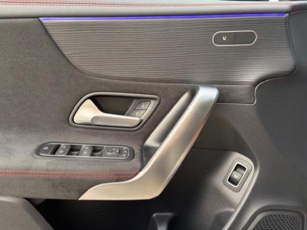 MERCEDES-BENZ CLA-Klasse CLA 180 Coupé