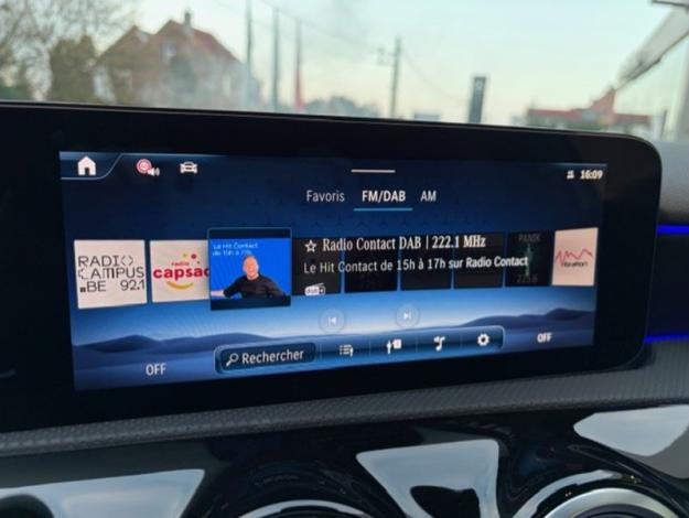 MERCEDES-BENZ A 200 AMG Pack Night Toit Pano Facelift  