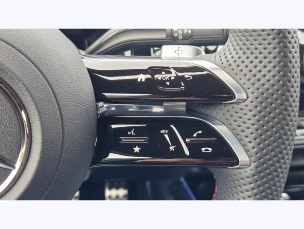 MERCEDES-BENZ GLA 250 e Hybrid EQ AMG Line  GLA 250 e Hybrid EQ AMG Line