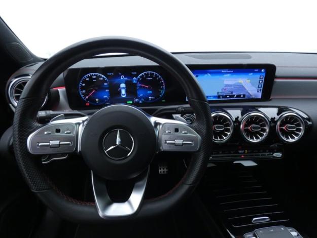 MERCEDES-BENZ CLA Coupé CLA 250 e Coupé AMG Line  