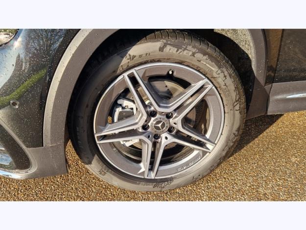 MERCEDES-BENZ GLB 200 d AMG Line  GLB 200 d AMG Line