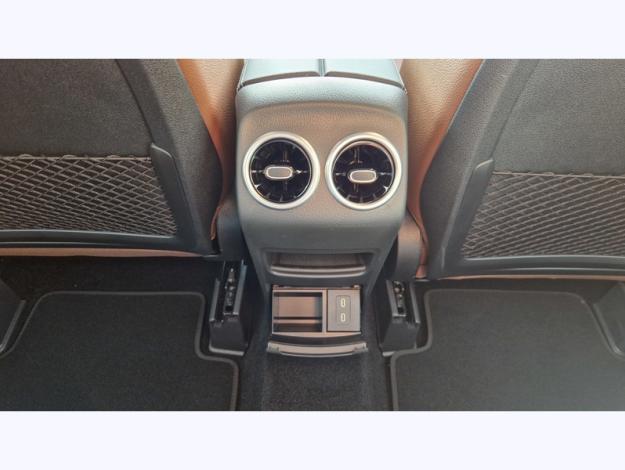 MERCEDES-BENZ GLB 200 d AMG Line  GLB 200 d AMG Line