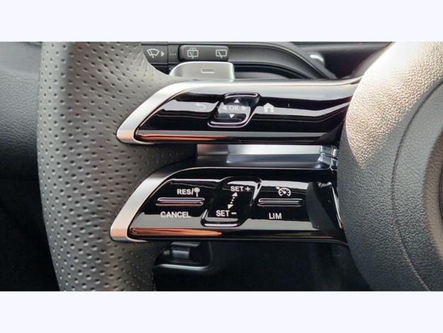 MERCEDES-BENZ GLB 200 d AMG Line  GLB 200 d AMG Line