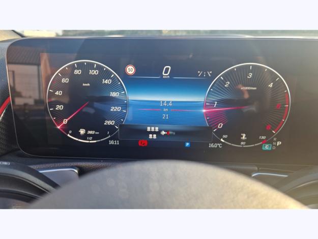 MERCEDES-BENZ GLB 200 d AMG Line  GLB 200 d AMG Line