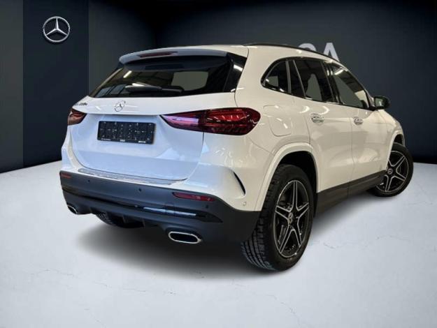 MERCEDES-BENZ GLA-Klasse GLA 250 e Off-Roader
