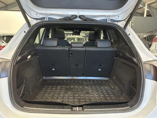 MERCEDES-BENZ GLA-Klasse GLA 250 e Off-Roader