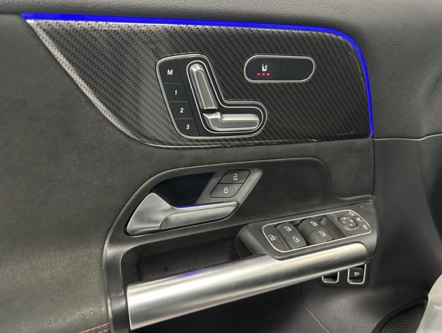 MERCEDES-BENZ GLA-Klasse GLA 250 e Off-Roader