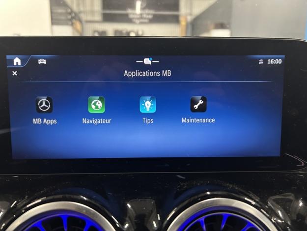 MERCEDES-BENZ GLA-Klasse GLA 250 e Off-Roader