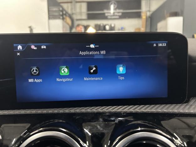 MERCEDES-BENZ CLA 180 Coupé Facelift  