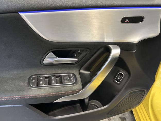 MERCEDES-BENZ A 250 e AMG Pack Night Toit Pano  