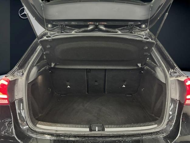 MERCEDES-BENZ A 180 d Style Auto Phares LED  