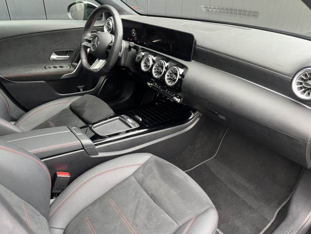 MERCEDES-BENZ Classe A 250 e Hybrid EQ AMG Line  