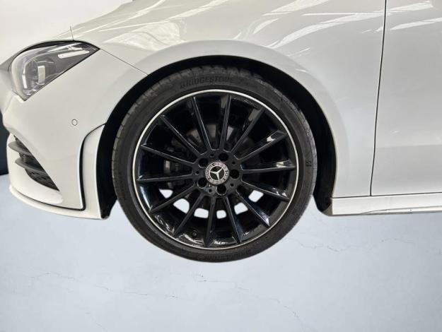 MERCEDES-BENZ CLA 180 d SB Pack AMG Pack Night  