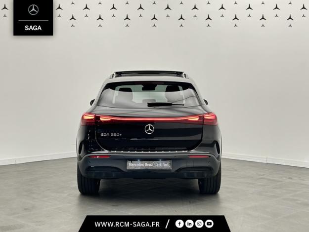 MERCEDES-BENZ EQA 250+ AMG Line  