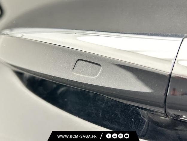 MERCEDES-BENZ EQA 250+ AMG Line  