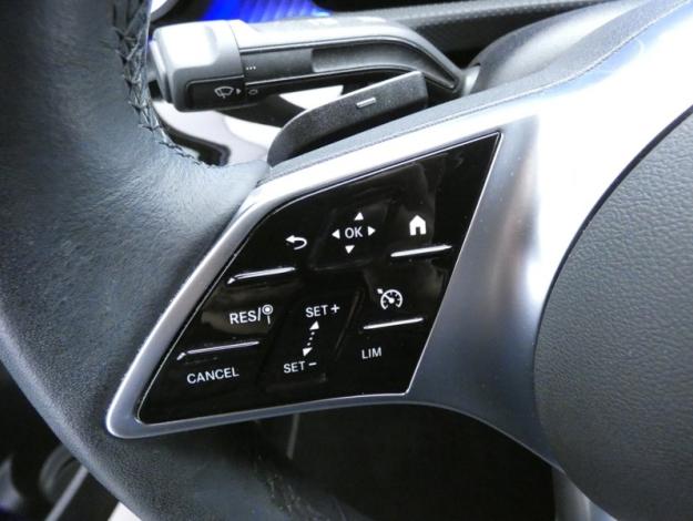 MERCEDES-BENZ Classe A 180 Berline Progressive Line  