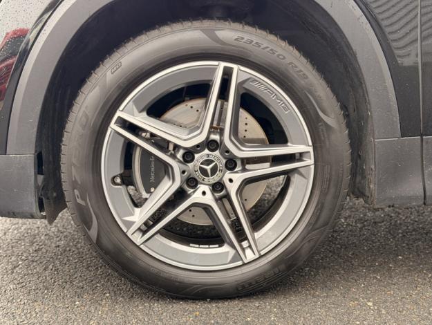 MERCEDES-BENZ GLB 200 d AMG Line  