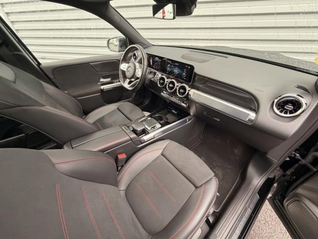 MERCEDES-BENZ GLB 200 d AMG Line  