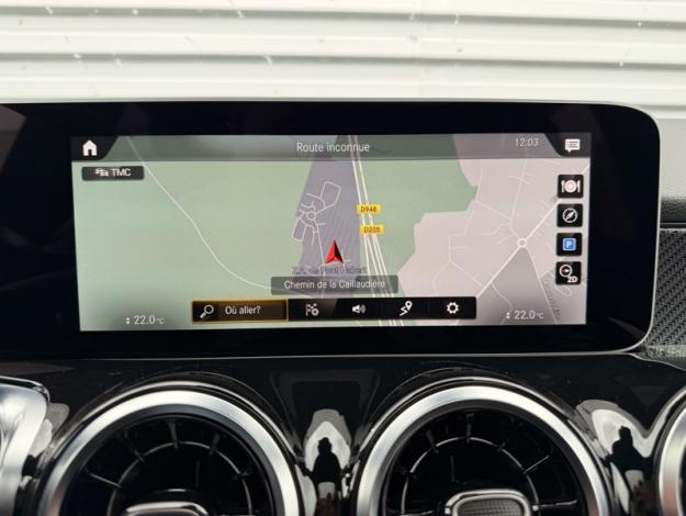 MERCEDES-BENZ GLB 200 d AMG Line  