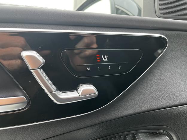 MERCEDES-BENZ Classe C Berline Classe C 300 e Hybrid EQ Berline AMG Line  